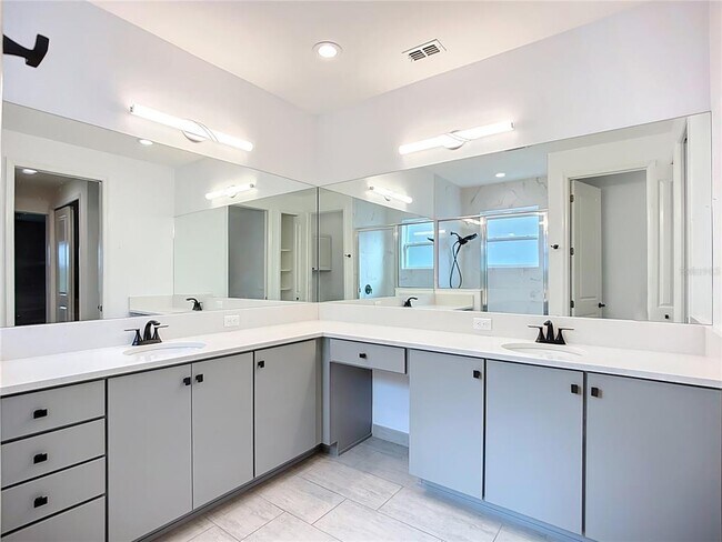 Building Photo - 15459 Santa Pola Dr