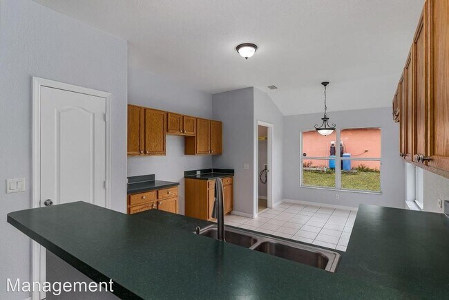 Building Photo - 3 br, 2 bath House - 622 NW 27th Street