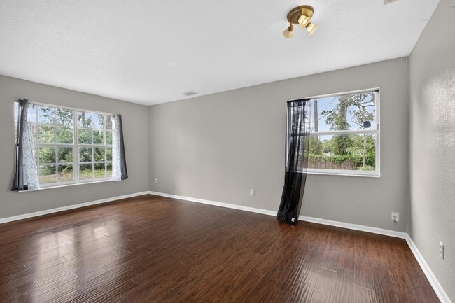 Building Photo - 16932 Okeechobee Blvd