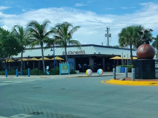 Building Photo - 4117 Bougainvilla Dr