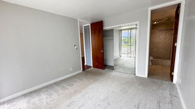 Building Photo - Across Schofield  Macomb  Gate - Woodwinds - 1bdrm/1bath/1 pkg