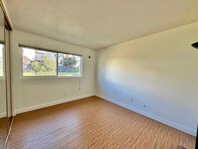 Building Photo - 9505 Easter Way