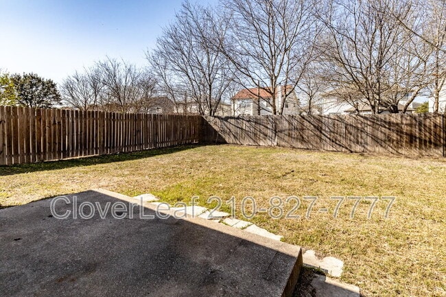 Building Photo - 410 Masonwood Dr