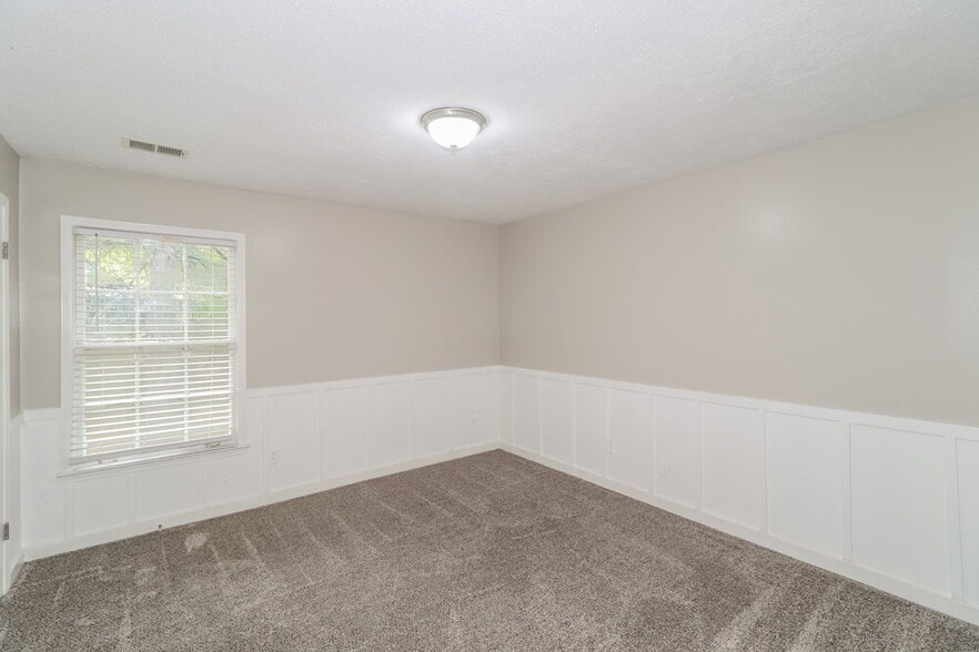 Building Photo - 120 Shelley Renee Ln