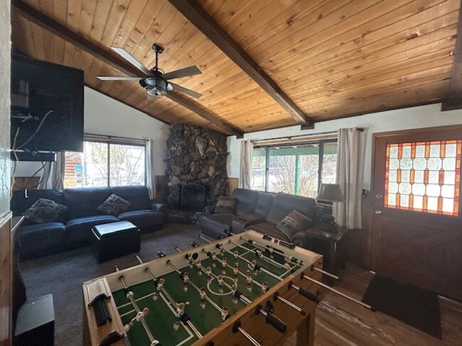 Building Photo - Moonridge 2 Bedroom/2 Baths