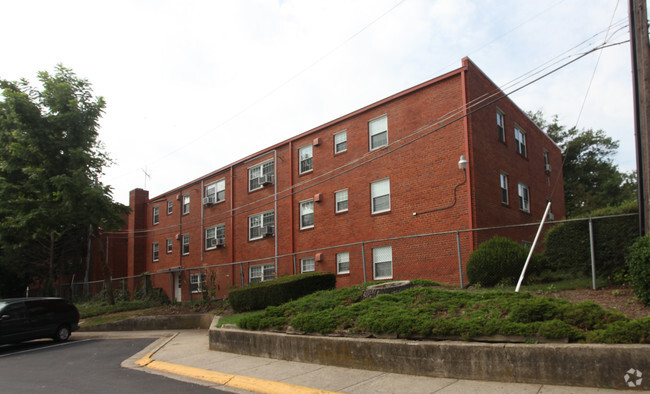 Building Photo - Lar-Ken Apartments