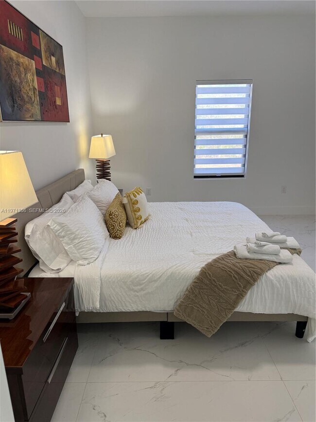 Building Photo - 18 Organ St