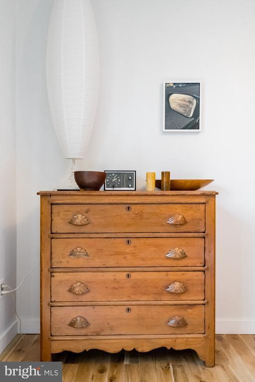 Building Photo - 1912 E Cumberland St