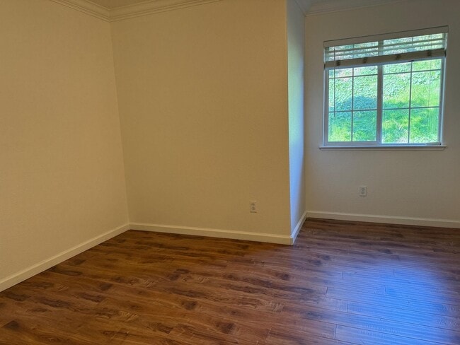 Building Photo - 27 Meritage Common