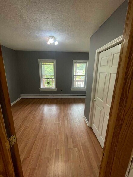 Building Photo - 1 Millers Falls Rd