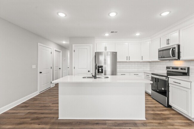 Building Photo - 5009 Melana Wy