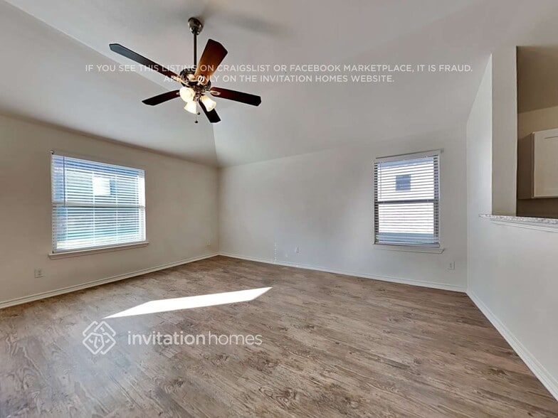 Building Photo - 4964 Galley Cir