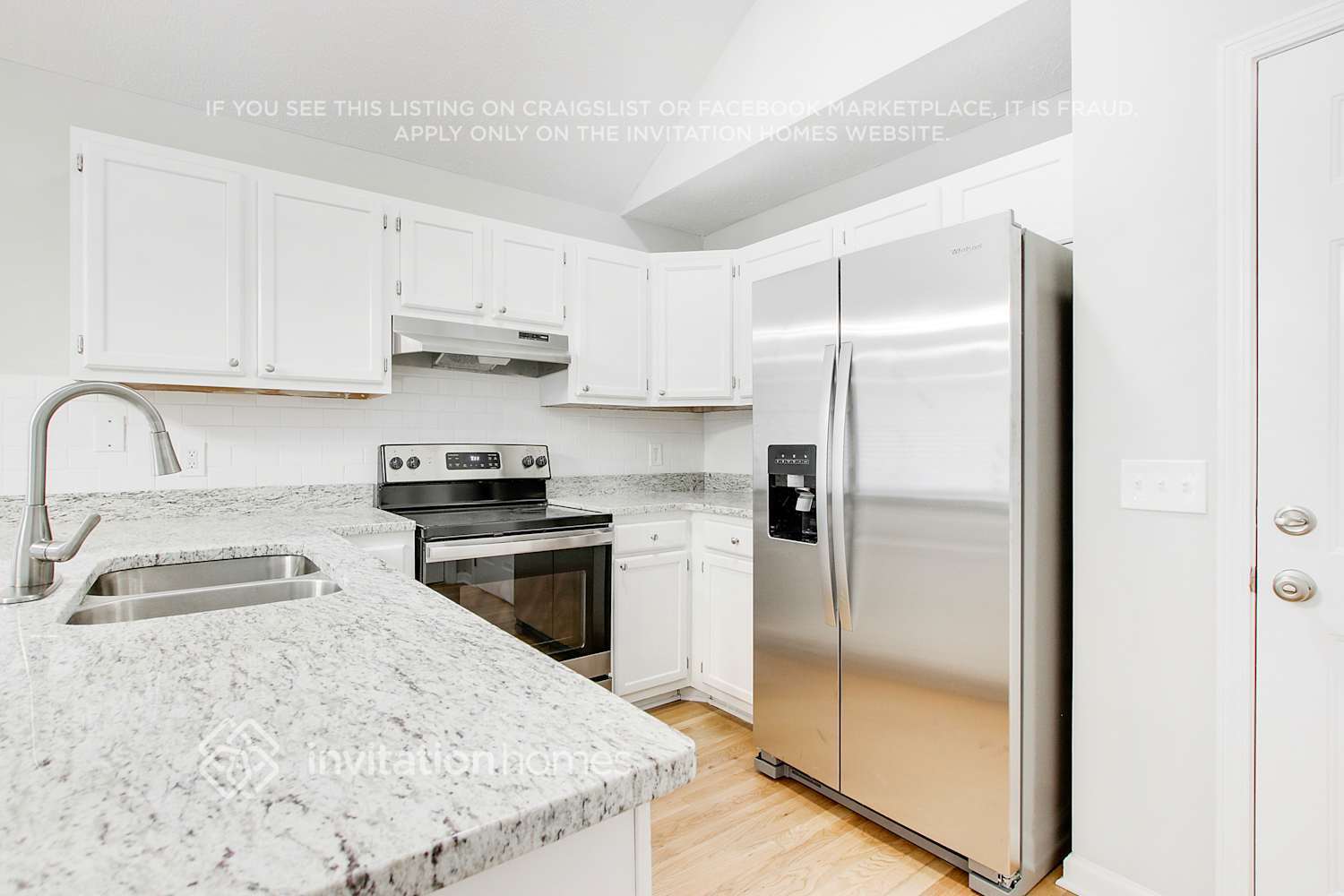 Building Photo - 883 Columbia Ct