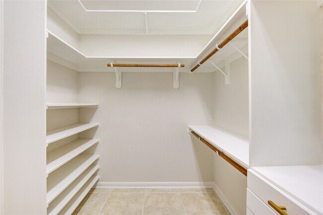 Building Photo - 13227 Clover Creek Point Ln