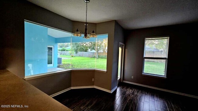 Building Photo - 709 Muskogee Ln