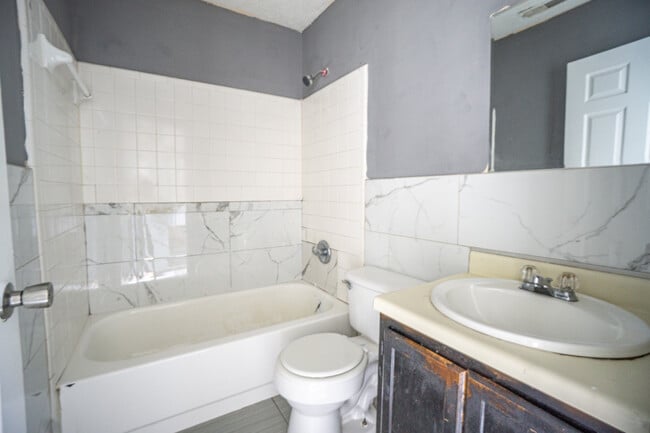 Building Photo - 2623 Brafferton Ct