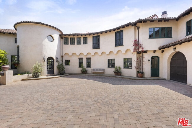 Building Photo - 361 Fordyce Rd