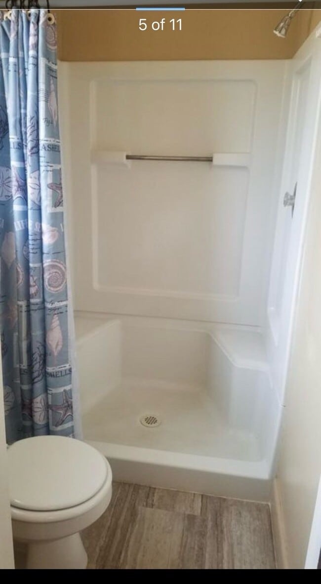 Building Photo - 266 S Carmel Rd