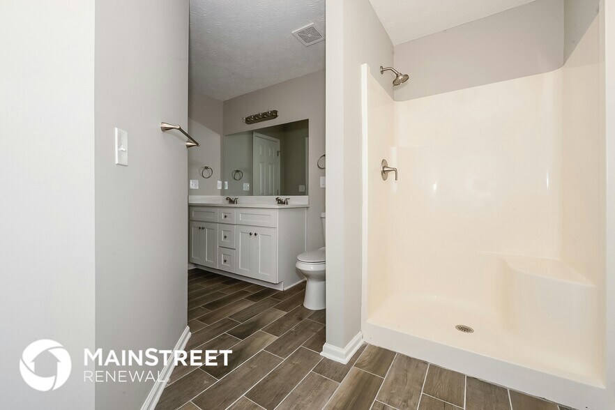 Building Photo - 144 Leguin Forest Dr