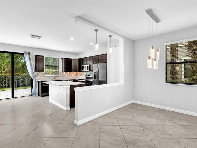 Building Photo - 12956 Anthorne Ln