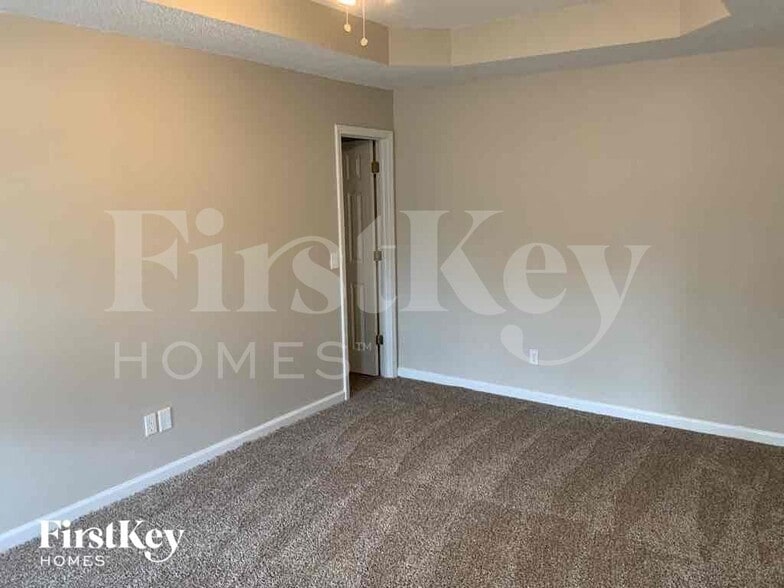 Building Photo - 82 Broadlands Dr