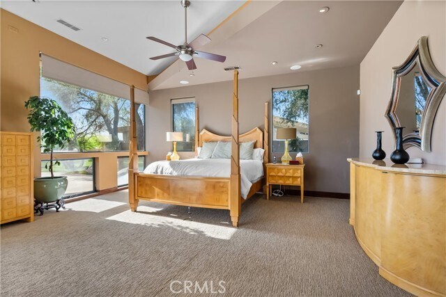 Building Photo - 68 Royal St Georges Way