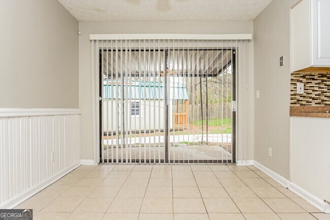 Building Photo - 3068 Caliente Ln