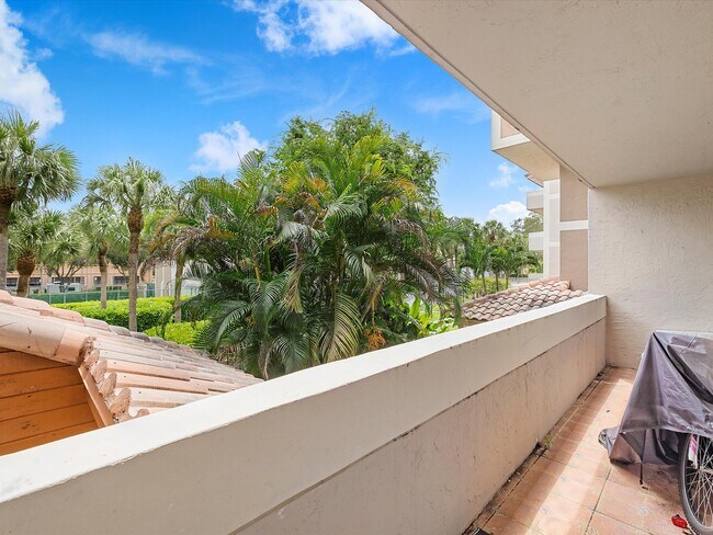 Building Photo - 9001 SW 94th St