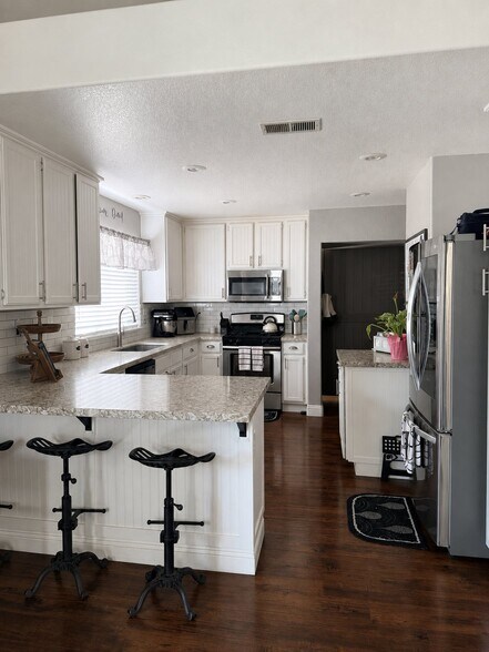 Building Photo - 12858 Brigid Ct