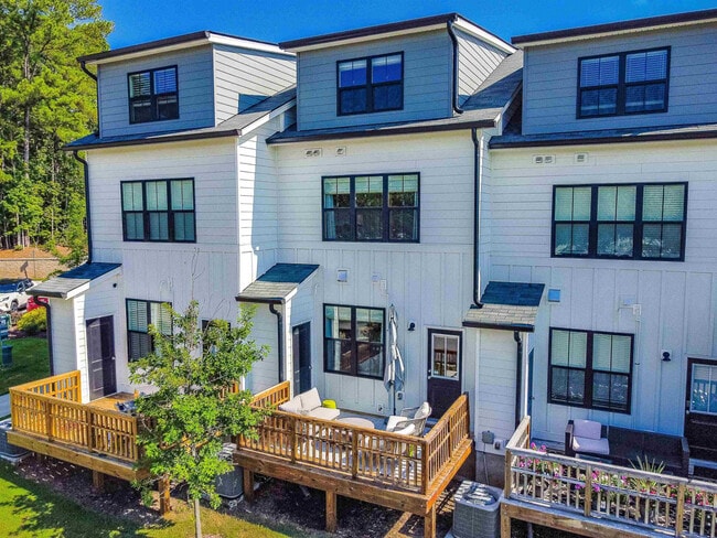 Building Photo - 6801 Milligan Way