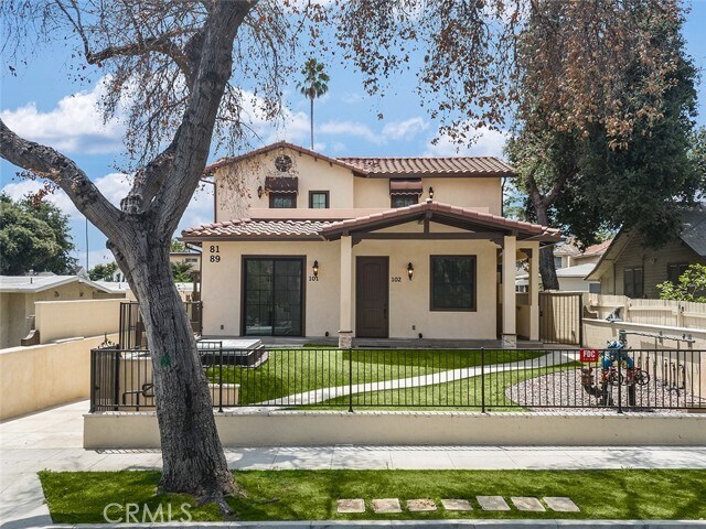 Building Photo - 89 N Grand Oaks Ave