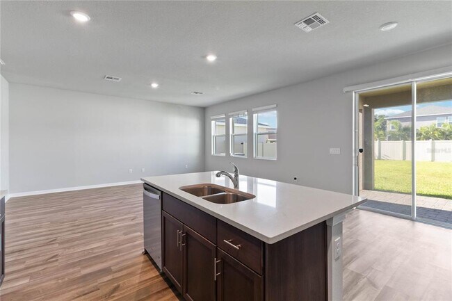 Building Photo - 5617 Bungalow Grove Ct