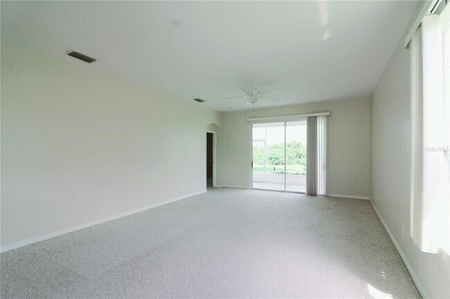Building Photo - 5316 Sir Churchill Dr