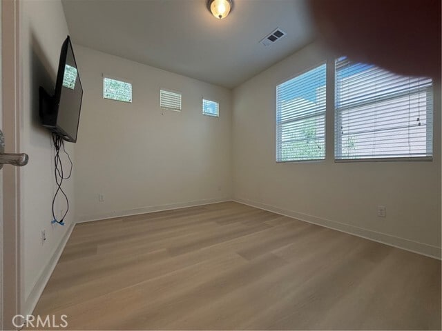 Building Photo - 802 Beacon