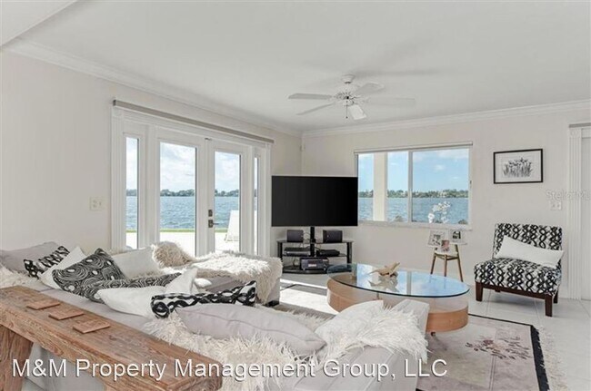 Building Photo - 7692 Cove Terrace
