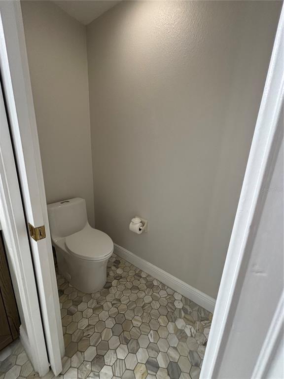 Building Photo - 6536 Moorings Point Cir