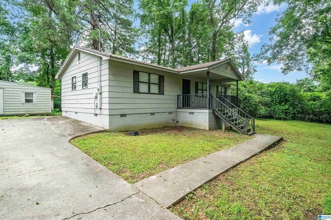 Building Photo - 133 Persimmon St