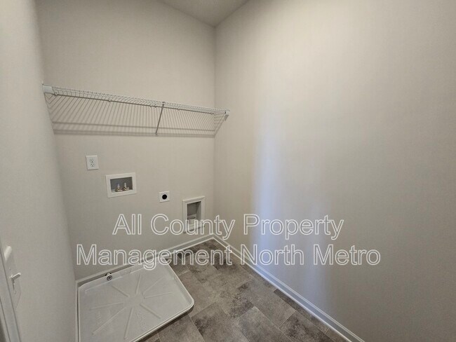Building Photo - 519 Ozark Ln