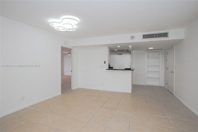 Building Photo - 2400 Presidential Way