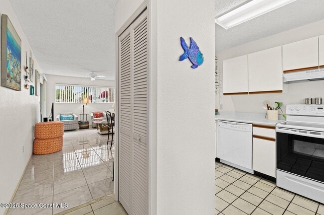 Building Photo - 221 Ocean Park Ln