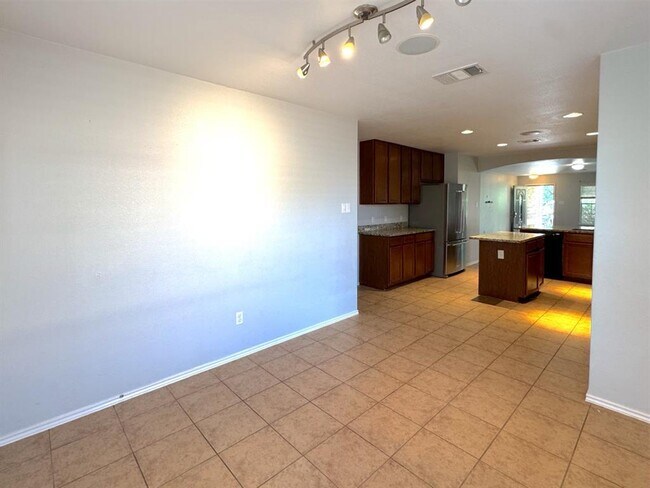 Building Photo - 105 Snowy Egret Ln