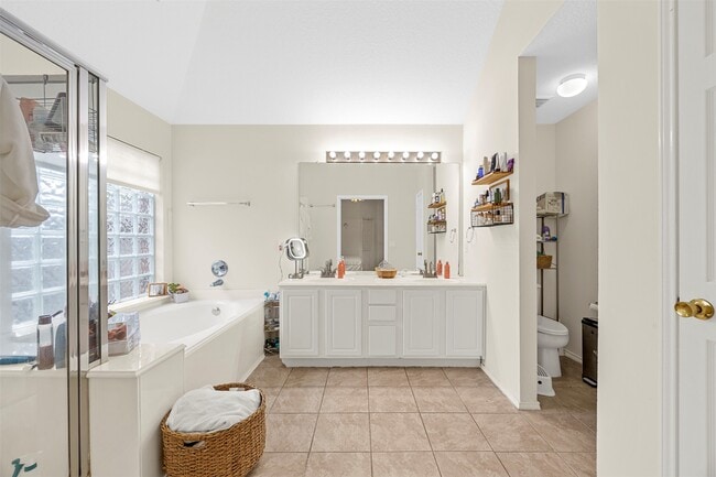 Building Photo - 20703 Louetta Woods Dr