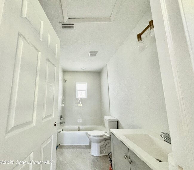 Building Photo - 918 Wager Ave