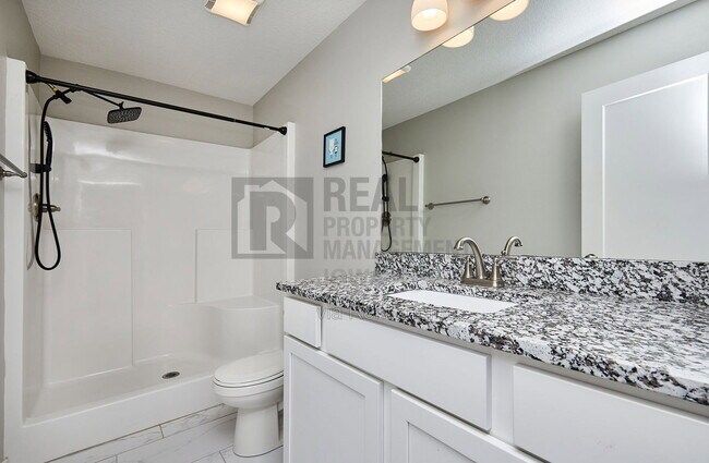 Building Photo - 9654 Turnpoint Dr