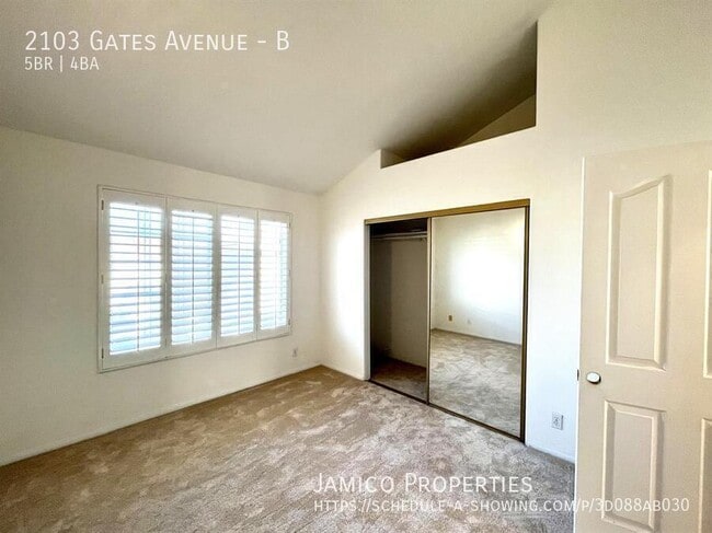 Building Photo - 2103 Gates Ave