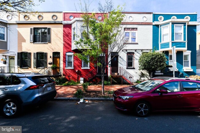 Primary Photo - 205 Bates St NW