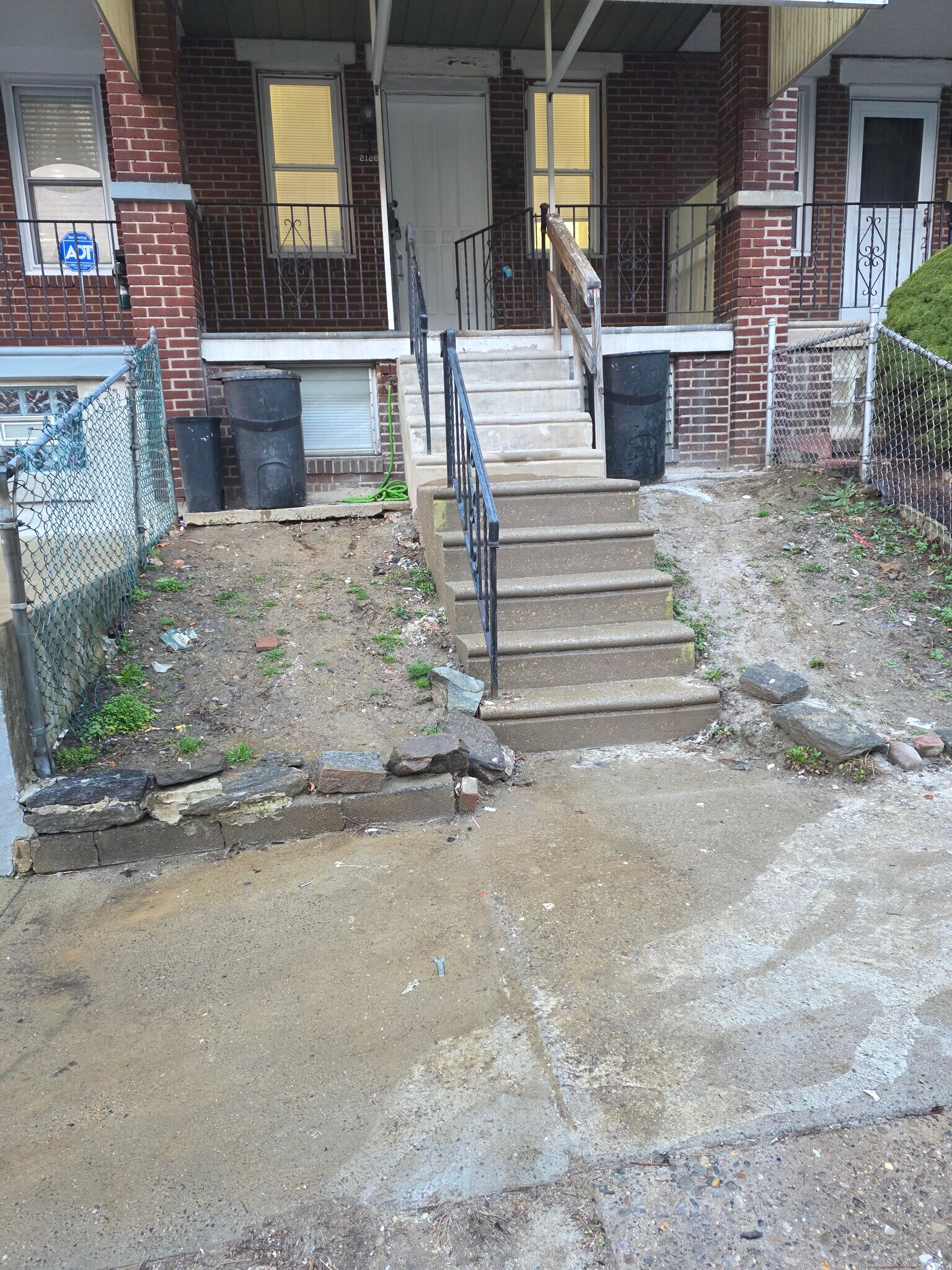 Building Photo - 2126 Kennedy St