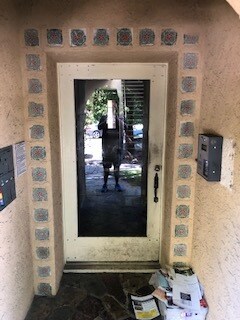 Building Photo - 345 S Cochran Ave