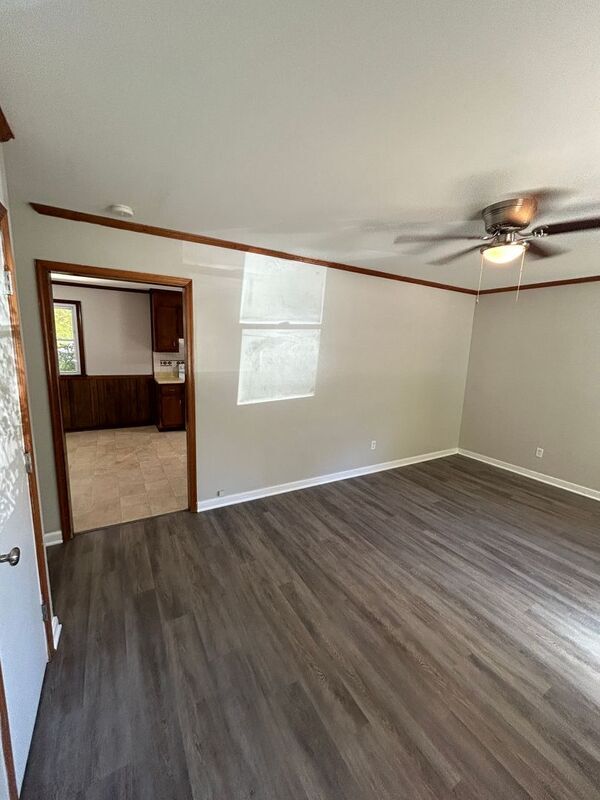 Building Photo - 2001 Old Iron Rd