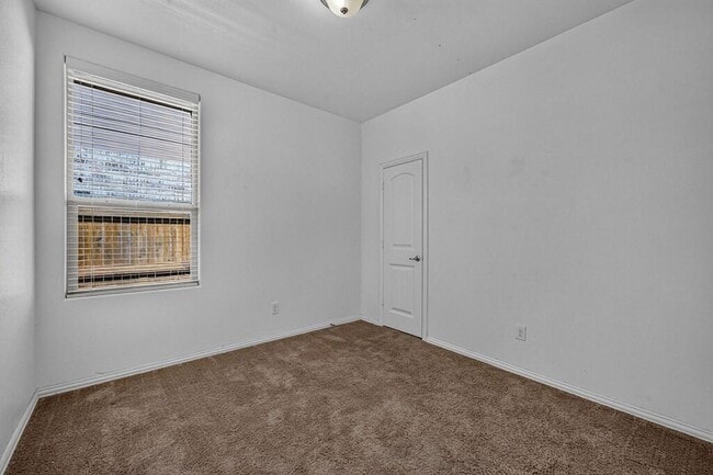 Building Photo - 7305 Fossell Ranch Rd
